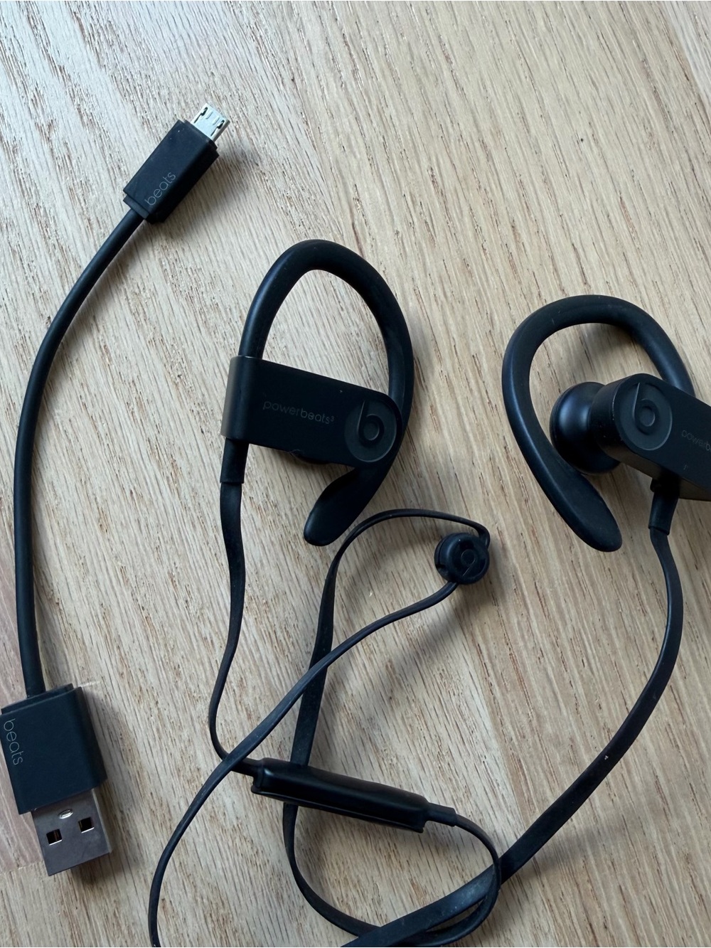 Beats by Dre Powerbeats3 Wireless Earphones in Black